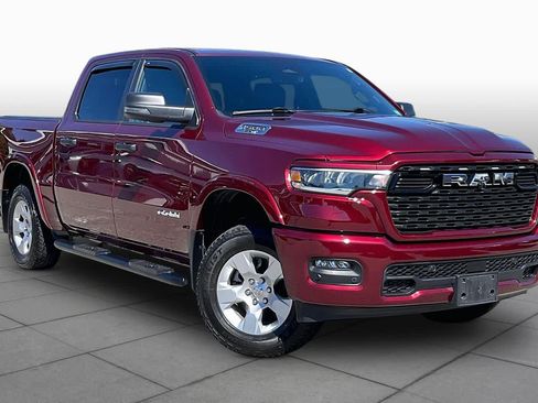 Used 2025 RAM 1500 Big Horn AWD/4WD image 2