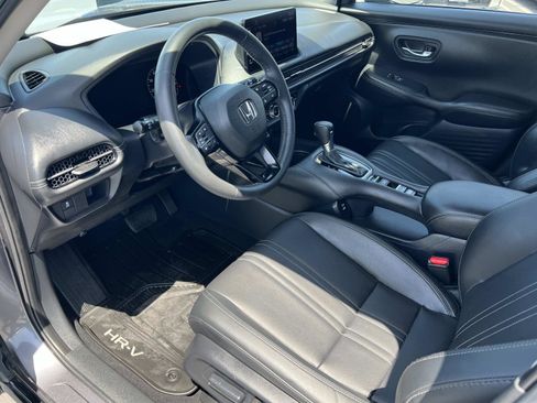 Certified 2024 Honda HR-V EX-L image 5