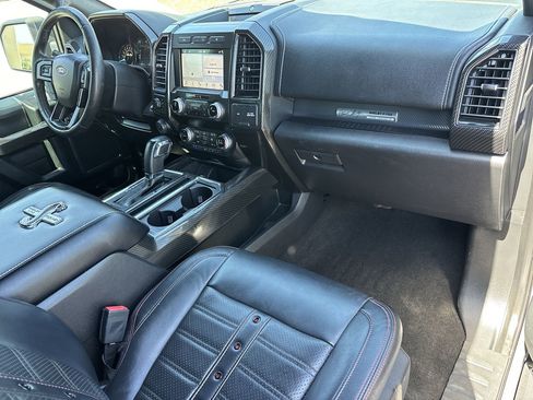 Used 2019 Ford F150 Lariat w/ Equipment Group 502A Luxury AWD/4WD image 10