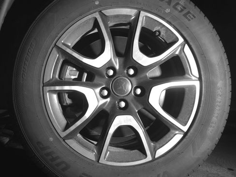 Used 2025 Jeep Compass Trailhawk image 12