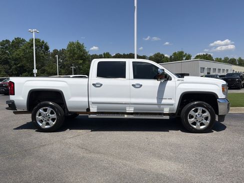 Used 2017 GMC Sierra 2500 SLT AWD/4WD image 14