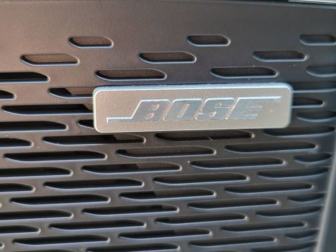 New 2026 GMC Acadia Elevation image 18