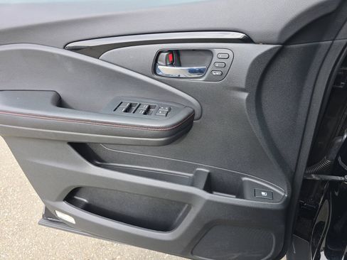 Used 2021 Honda Ridgeline Black Edition image 33