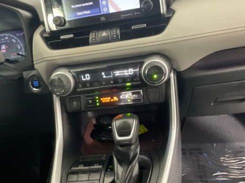 Used 2019 Toyota RAV4 Limited w/ Cold Weather Package image 21