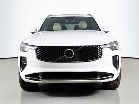New 2026 Volvo XC90 B6 Plus w/ Protection Package Premier image 2