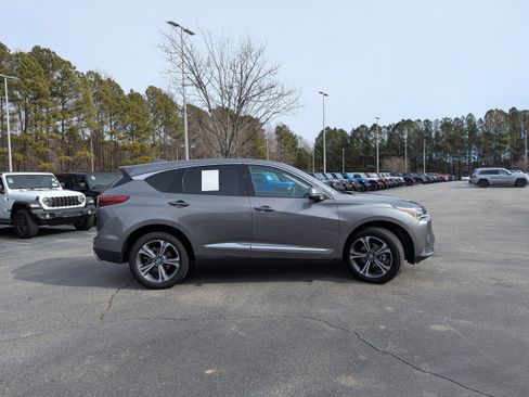 Used 2023 Acura RDX AWD w/ Advance Package image 4