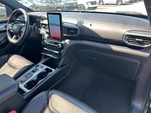 Used 2022 Ford Explorer ST w/ Equipment Group 401A AWD/4WD image 8