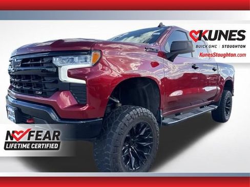 Used 2024 Chevrolet Silverado 1500 LT Trail Boss w/ Convenience Package II AWD/4WD image 4