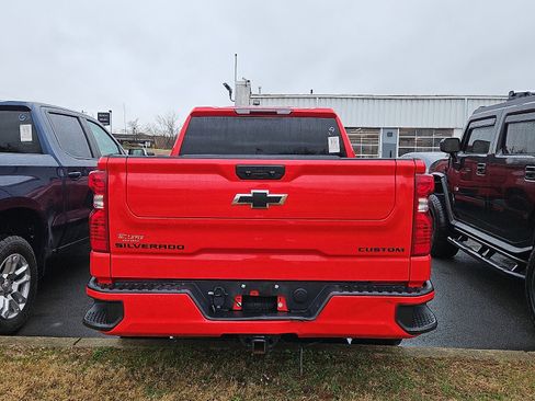 Certified 2024 Chevrolet Silverado 1500 Custom w/ Turbomax Blackout Package image 6