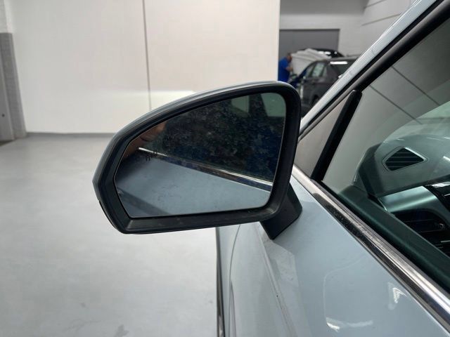 New 2027 Volkswagen Taos SE AWD/4WD image 13