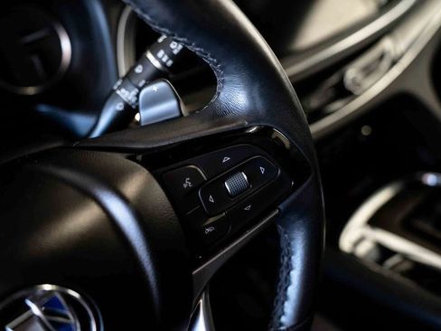 Used 2023 Buick Enclave Avenir image 23