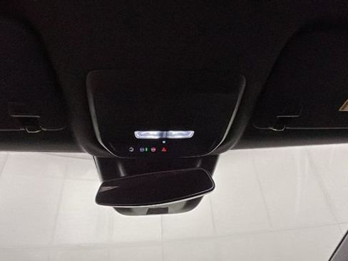 Used 2024 Chevrolet Equinox EV LT FWD image 26