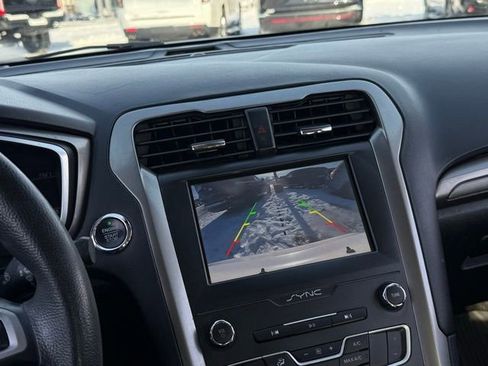 Certified 2020 Ford Fusion SE image 7