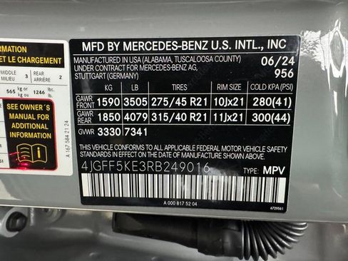Certified 2024 Mercedes-Benz GLS 450 4MATIC image 33
