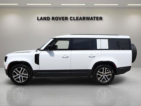 Used 2025 Land Rover Defender 130 S image 2