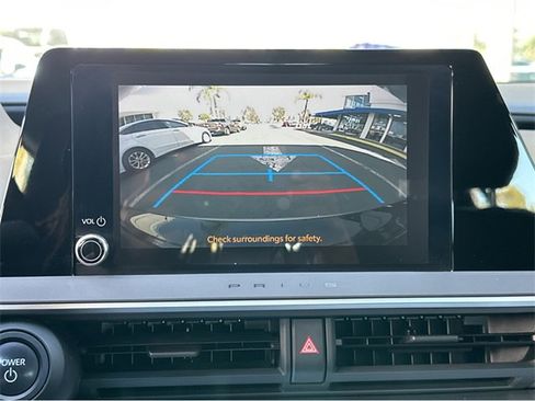 Used 2023 Toyota Prius LE image 10