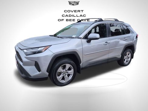 Used 2023 Toyota RAV4 XLE w/ Convenience Package image 3
