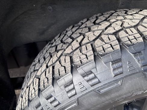 Used 2023 GMC Sierra 1500 Elevation w/ Preferred Package image 33