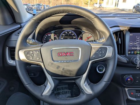 Used 2024 GMC Terrain Denali image 24