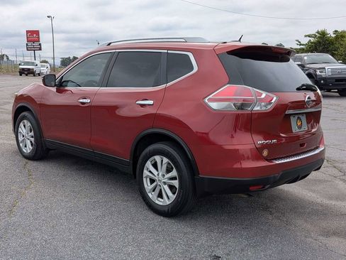 Used 2015 Nissan Rogue SV w/ SV Moonroof Package FWD image 8