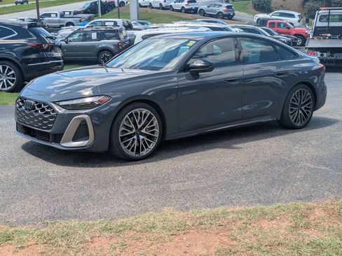 Used 2025 Audi S5 Prestige AWD/4WD image 2