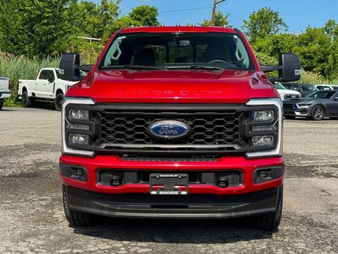 Used 2023 Ford F250 XLT w/ XLT Premium Package AWD/4WD image 8