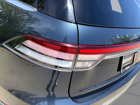 Used 2022 Lincoln Aviator Reserve w/ Equipment Group 201A AWD/4WD image 27