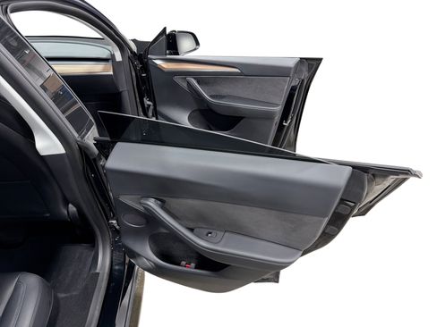 Certified 2023 Tesla Model Y Long Range AWD/4WD image 12