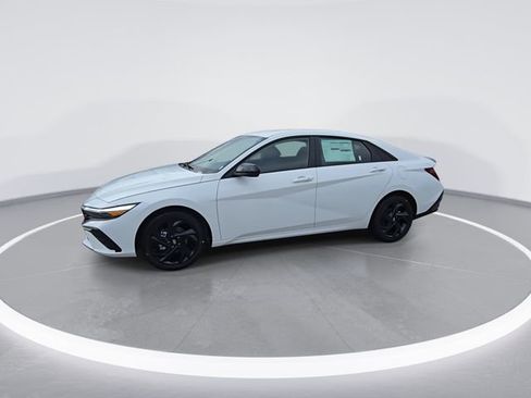 New 2026 Hyundai Elantra Sport image 4