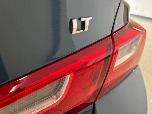 Used 2025 Chevrolet Malibu LT image 12