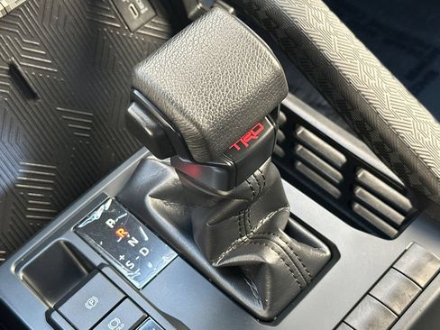 Certified 2025 Toyota Tacoma TRD Sport AWD/4WD image 20