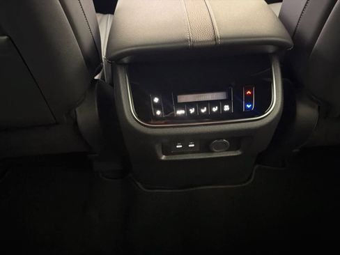 New 2026 Nissan Armada SL w/ Captain's Chari Seat Package AWD/4WD image 22