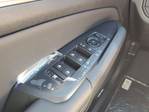 Certified 2026 Kia Sportage SX FWD image 26