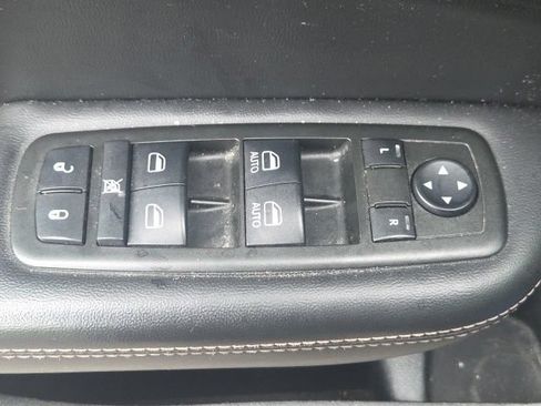 Used 2015 Chrysler 200 C w/ Safetytec Group AWD/4WD image 19