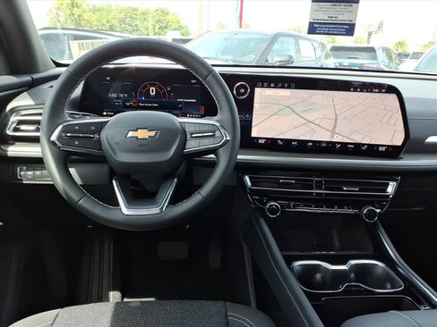 New 2026 Chevrolet Traverse LT FWD image 13