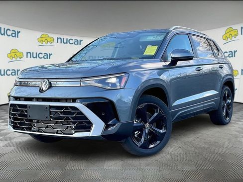 Used 2026 Volkswagen Taos SEL AWD/4WD image 4
