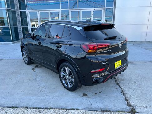 Used 2021 Buick Encore GX Select w/ Sport Touring Package FWD image 5