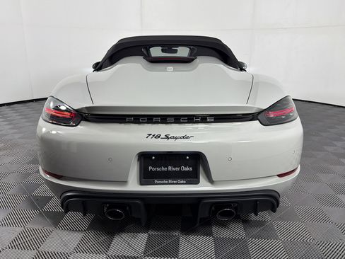 Certified 2021 Porsche 718 Boxster Spyder RWD image 10