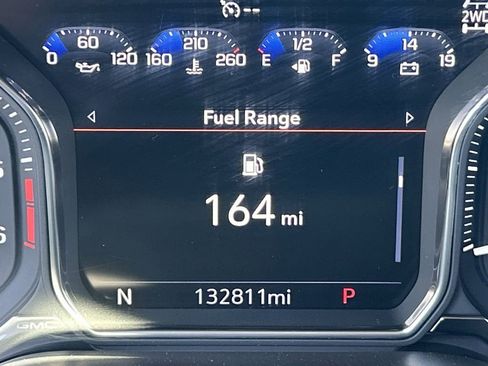 Used 2021 GMC Sierra 1500 AT4 w/ Technology Package image 32