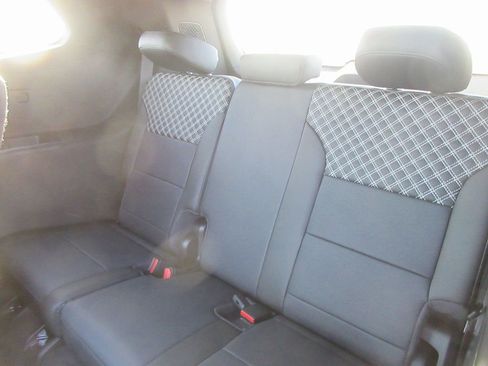 New 2026 GMC Acadia Denali w/ Super Cruise Package image 16