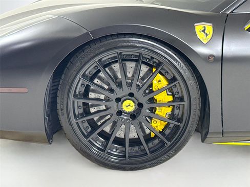 Used 2017 Ferrari 488 GTB image 40
