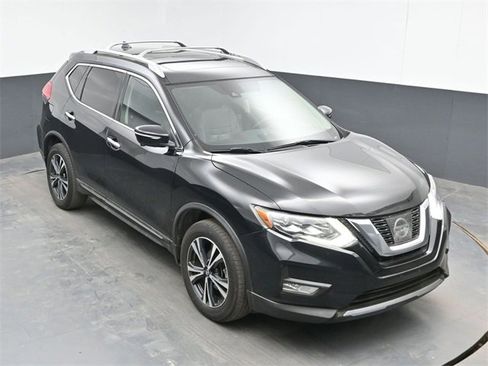 Used 2017 Nissan Rogue SL w/ SL Premium Package image 13