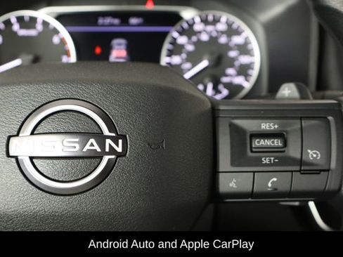 Used 2025 Nissan Rogue S FWD image 10