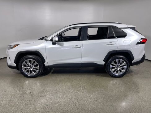 Certified 2023 Toyota RAV4 XLE Premium image 6