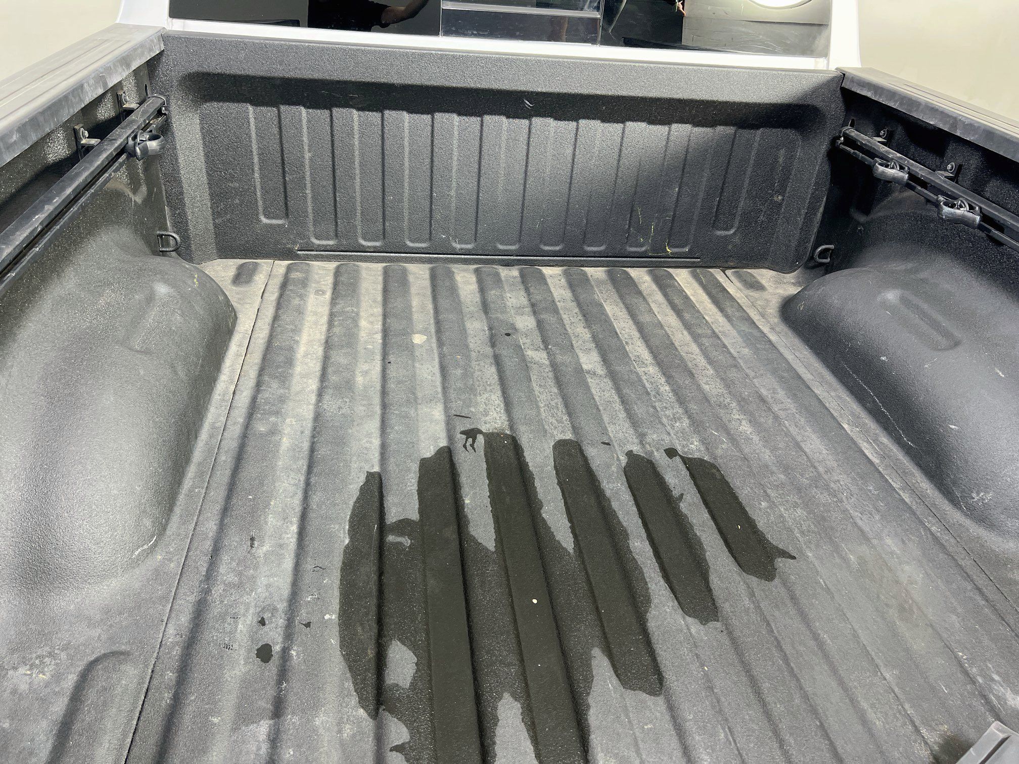 Used 2023 RAM 1500 Laramie AWD/4WD image 25
