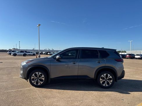 Certified 2023 Nissan Rogue SV FWD image 14