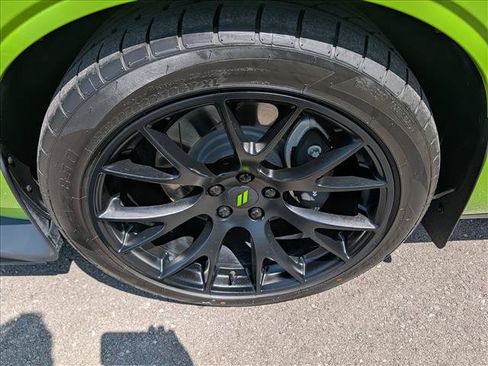 Used 2019 Dodge Challenger R/T Scat Pack w/ Plus Package RWD image 9