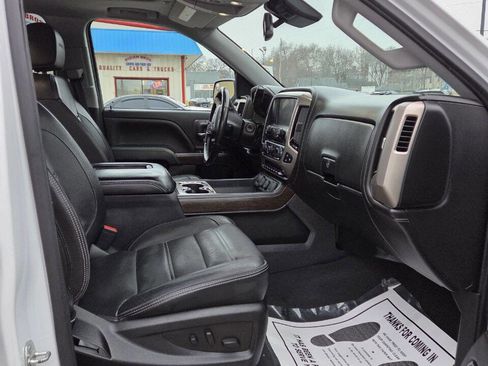 Used 2018 GMC Sierra 1500 Denali w/ Denali Ultimate Package image 12