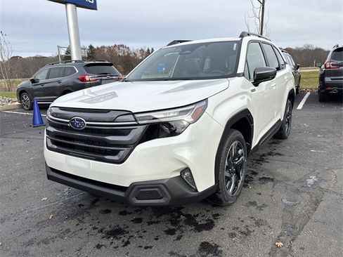 New 2025 Subaru Forester Limited image 5