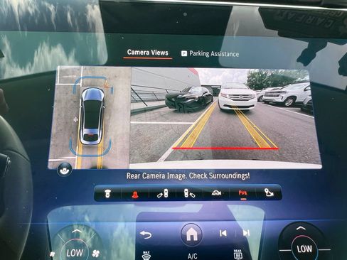 Used 2022 Mercedes-Benz EQS 580 4MATIC Sedan image 40